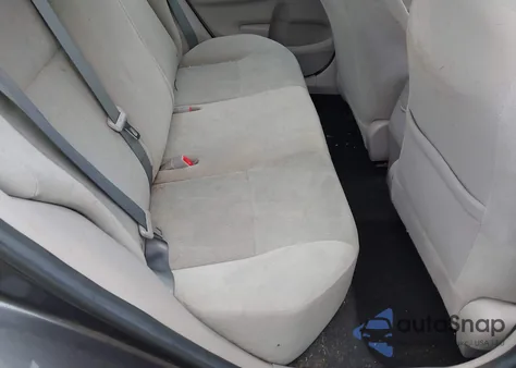 2013 Toyota Corolla Le z USA, uszkodzony, nr VIN 2T1BU4EE9DC118004